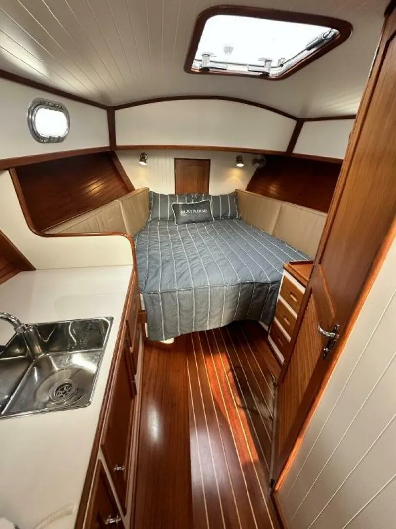 Slide: The Image of CH Marine Runabout 2003 - 5674706