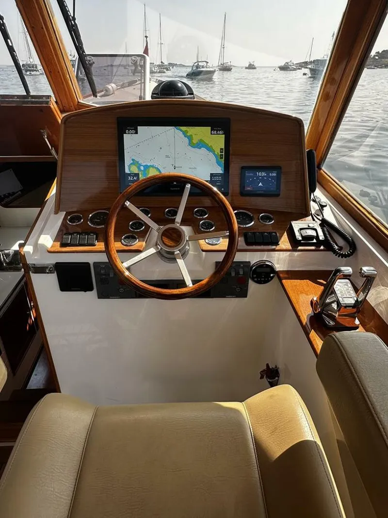 Slide: The Image of CH Marine Runabout 2003 - 5674719