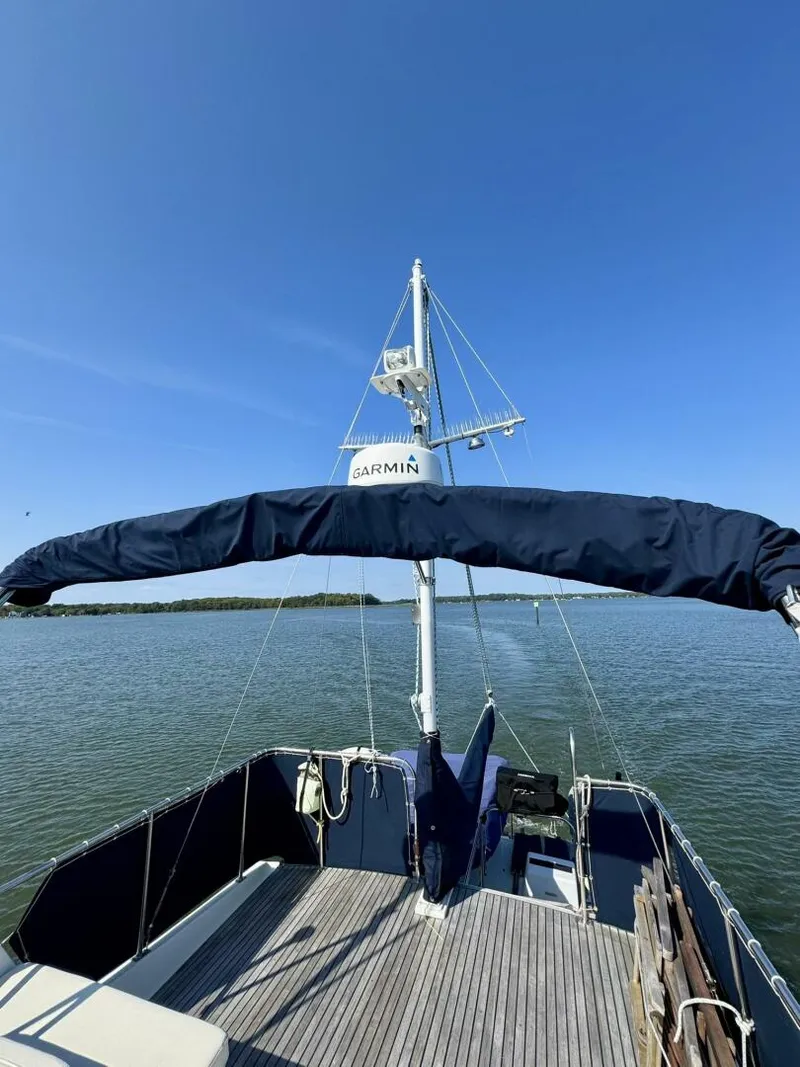 Slide: The Image of 1990 36 Grand Banks Flybridge (6) - 5676273