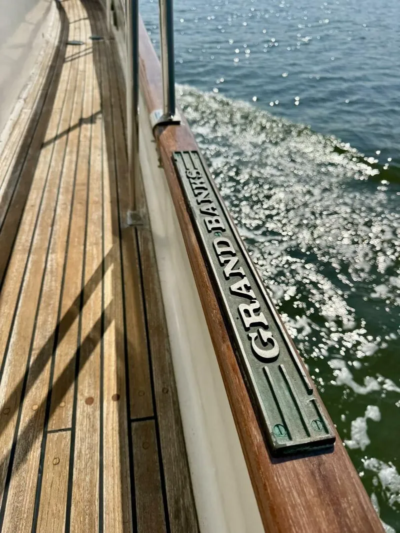 Slide: The Image of 1990 36 Grand Banks Deck (5) - 5676257