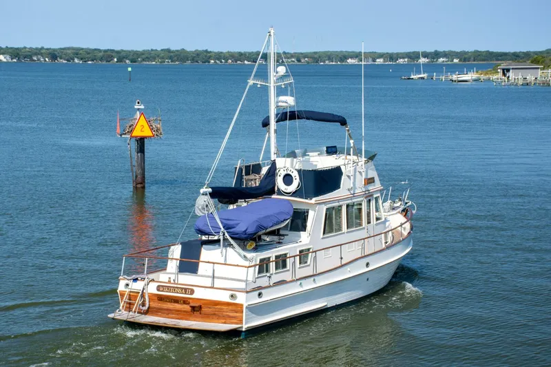 Slide: The Image of 1990 36 Grand Banks Profile  (3) - 5677228