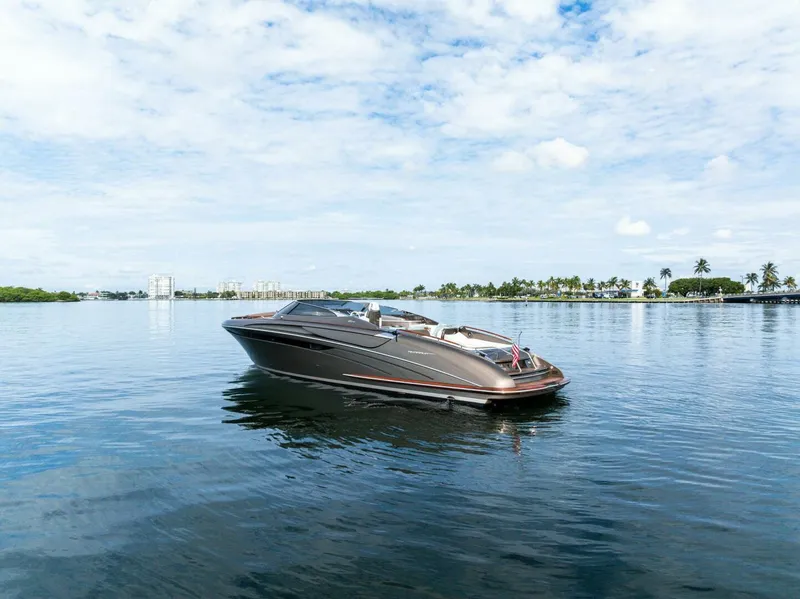 Slide: The Image of Riva Rivarama Super 2014 - 5674880