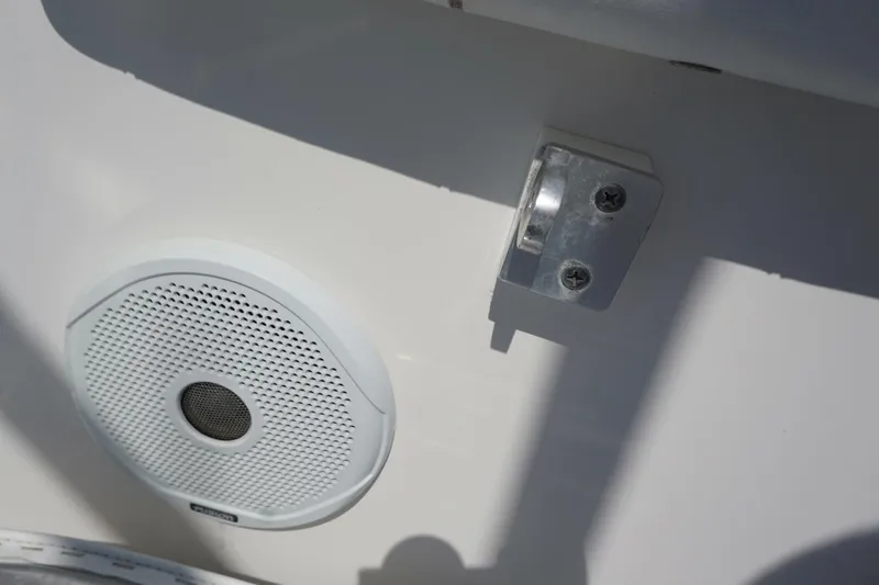 Slide: The Image of 2012 32 Regulator 32 FS Past Time Fusion Speakers (3) - 5675192