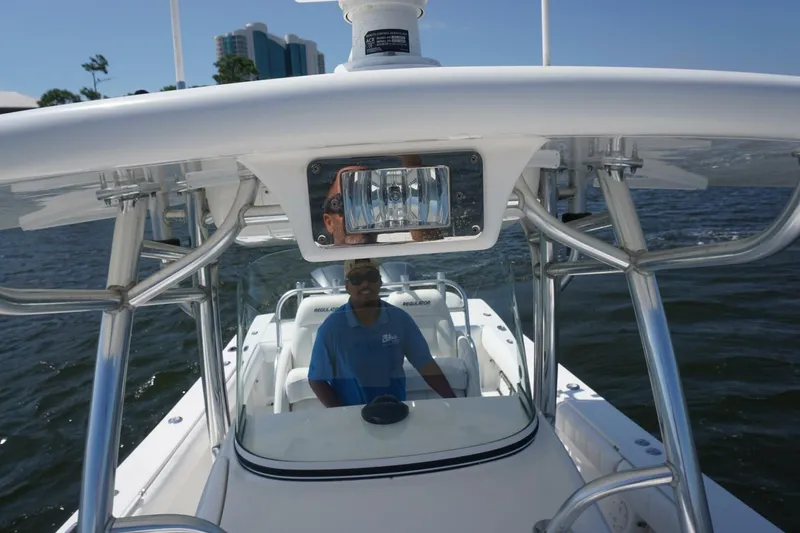 Slide: The Image of 2012 32 Regulator 32 FS Forward Console (1) - 5675158