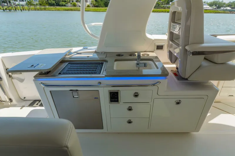 Slide: The Image of Boston Whaler 380 Realm- Wet Bar and Storage 2022 Boston Whaler 380 EX Realm Clay Fam - 5675383