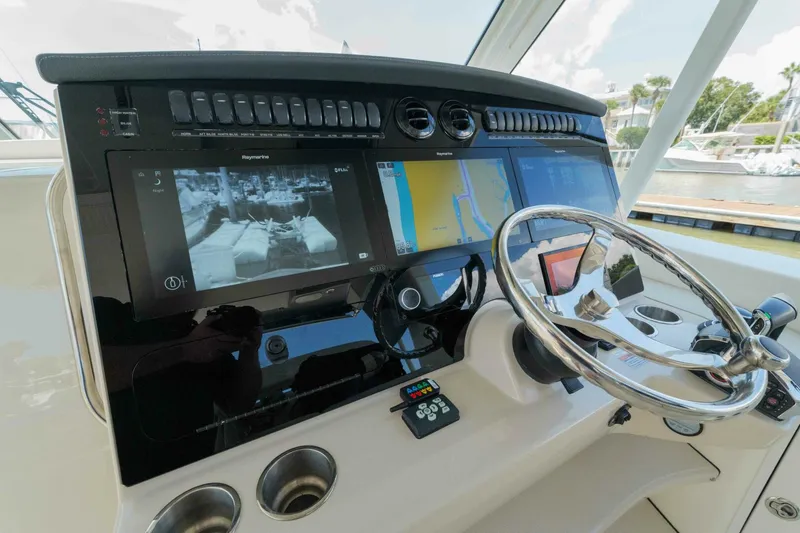 Slide: The Image of Boston Whaler 380 Realm- Helm 2022 Boston Whaler 380 EX Realm Clay Fam - 5675387
