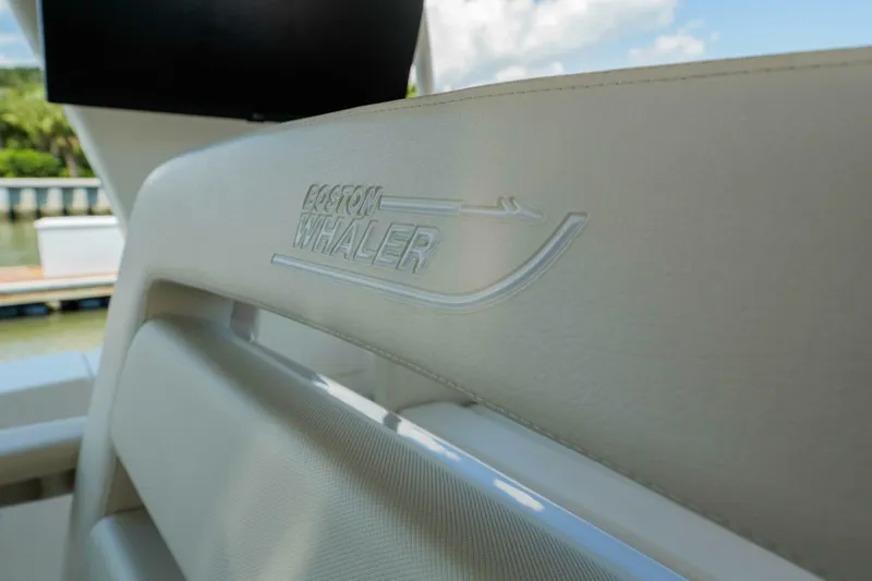 Slide: The Image of Boston Whaler 380 Realm- Detail 2022 Boston Whaler 380 EX Realm Clay Fam - 5675393