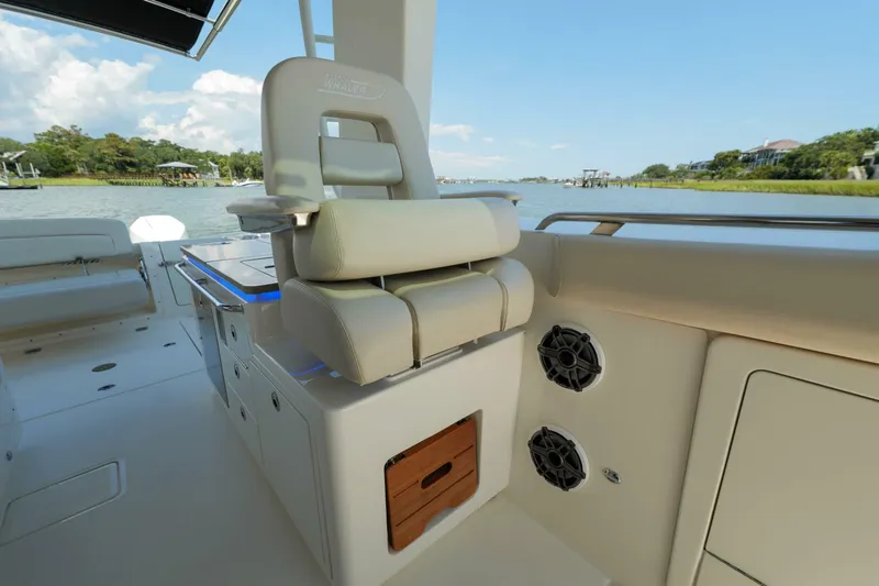Slide: The Image of Boston Whaler 380 Realm- Seating 2022 Boston Whaler 380 EX Realm Clay Fam - 5675384