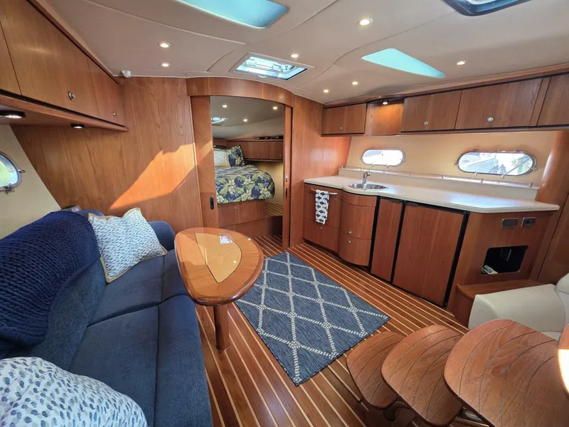 Slide: The Image of Tiara 3900 Sovran 2007 - 5675531