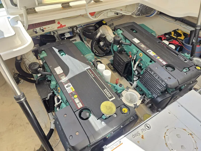 Slide: The Image of Tiara 3900 Sovran 2007 - 5675541