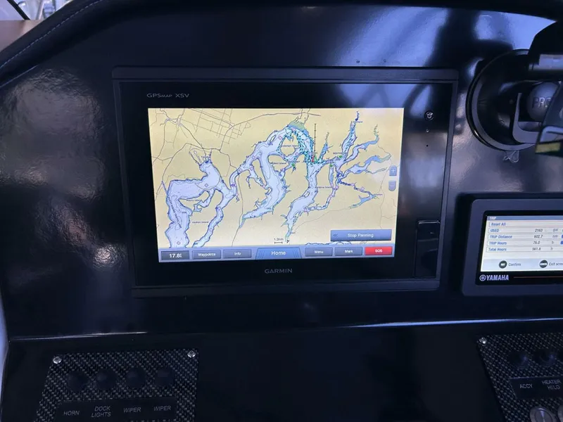 Slide: The Image of Cutwater C-24 2017 - 5675920