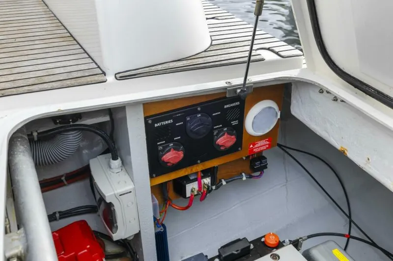 Slide: The Image of Lagoon 42 2020 - 5676110