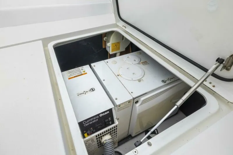 Slide: The Image of Lagoon 42 2020 - 5676115