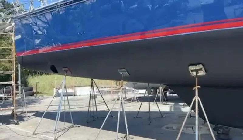 Slide: The Image of Lagoon 42 2020 - 5719447