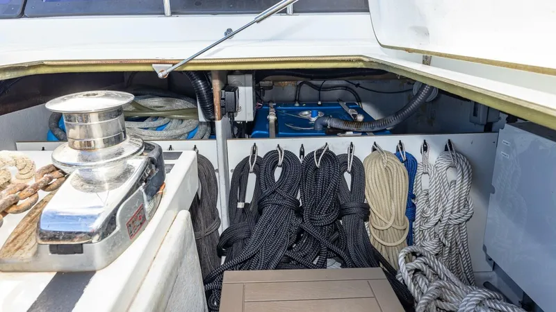 Slide: The Image of Happy Here  Equip Storage - 5676493