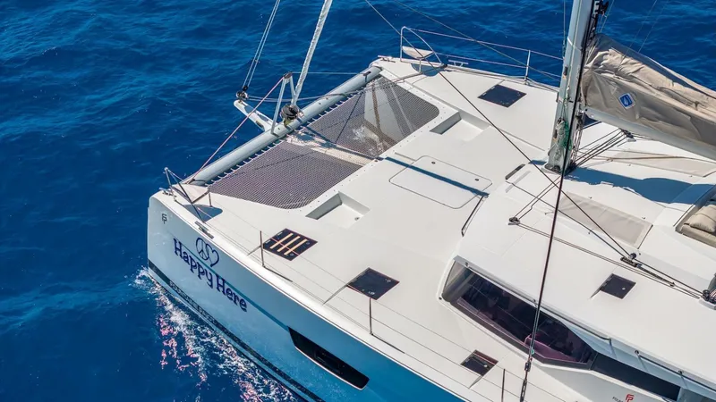 Slide: The Image of Happy Here Sailing Port Bow - 5676418