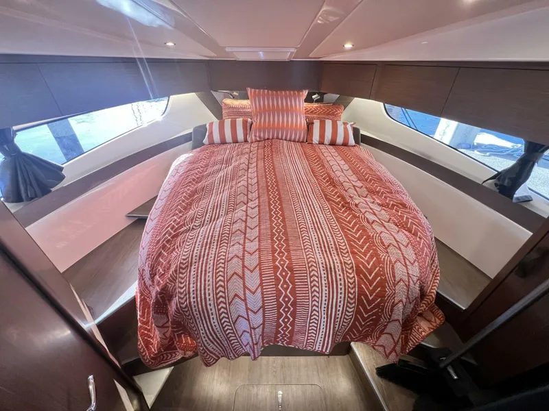 Slide: The Image of 2024 Beneteau Antares 11 Master Stateroom - 5719310