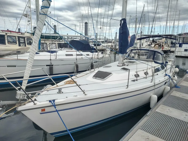 Slide: The Image of Catalina 36 MK II 2002 - 5676534