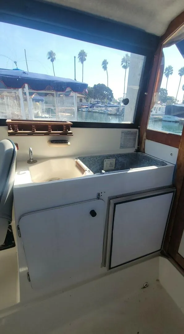 Slide: The Image of Bayliner 2159 Trophy 1991 - 5676781