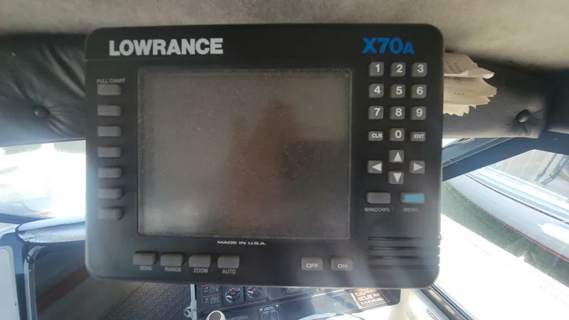 Slide: The Image of Bayliner 2159 Trophy 1991 - 5676783