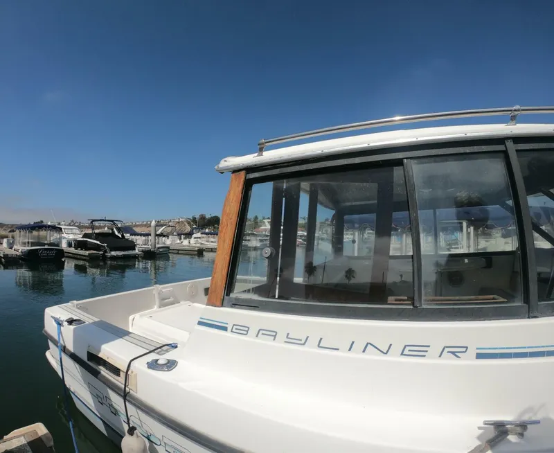 Slide: The Image of Bayliner 2159 Trophy 1991 - 5676766