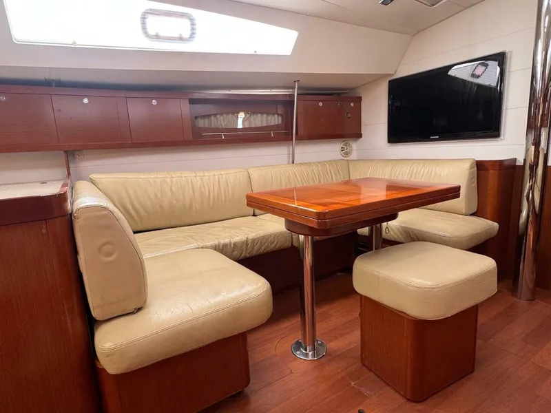 Slide: The Image of Beneteau Oceanis 50 2011 - 5697153
