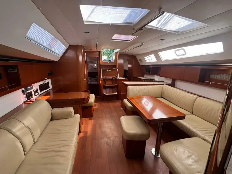 Slide: The Image of Beneteau Oceanis 50 2011 - 5697155