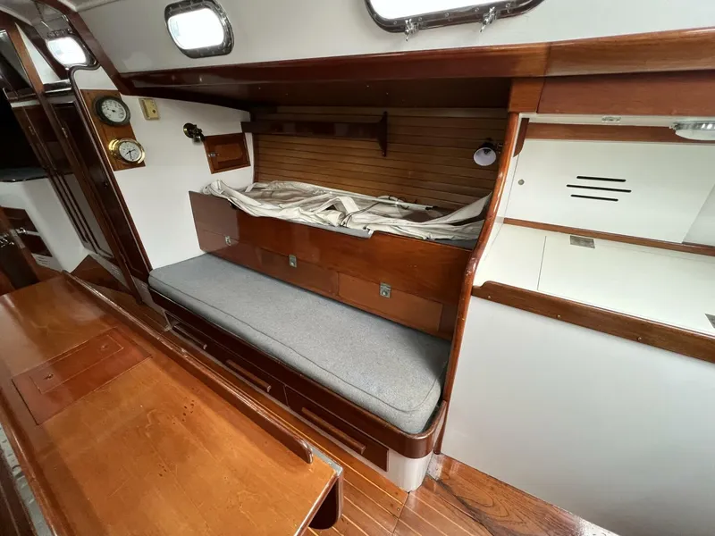 Slide: The Image of Hinckley Yachts B-40 1960 - 5677118