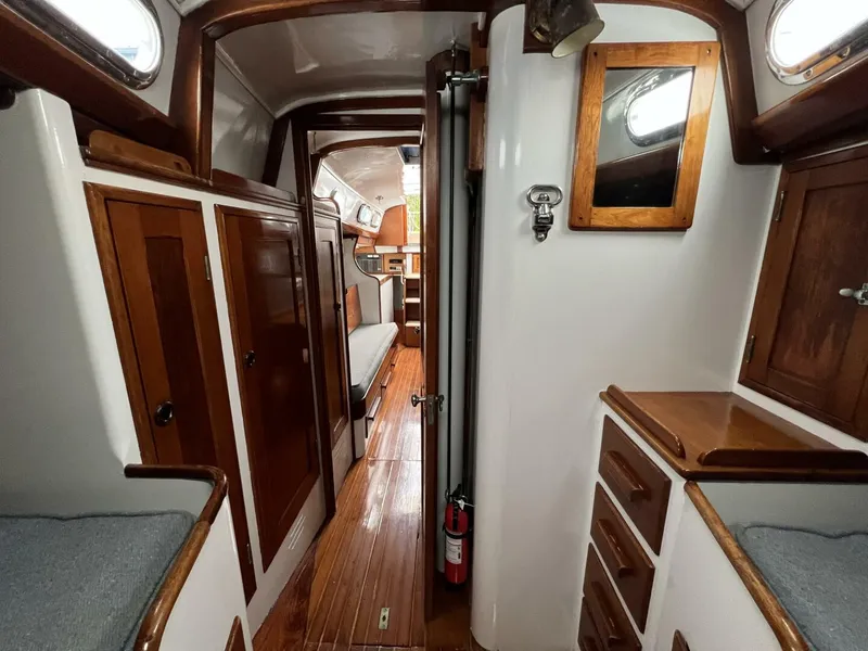 Slide: The Image of Hinckley Yachts B-40 1960 - 5677123