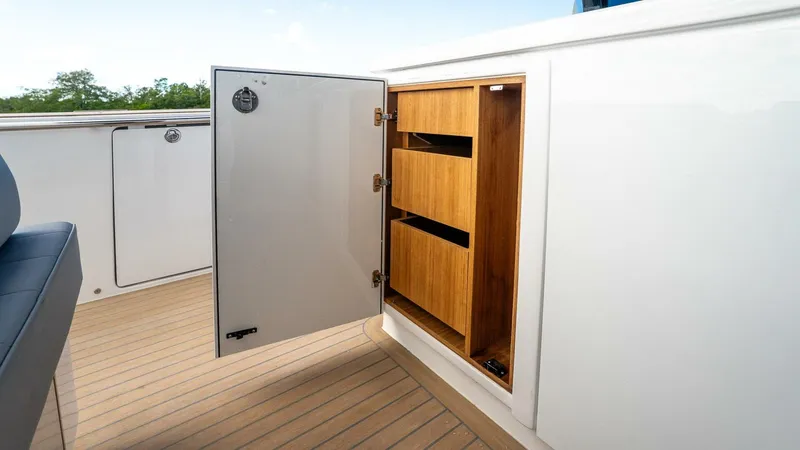 Slide: The Image of Pardo Yachts 43 Walkaround 2024 - 5788723