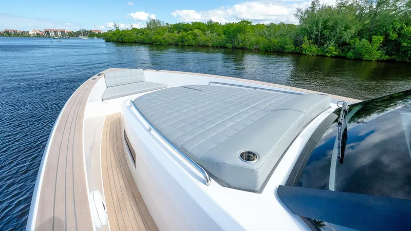 Slide: The Image of Pardo Yachts 43 Walkaround 2024 - 5788738