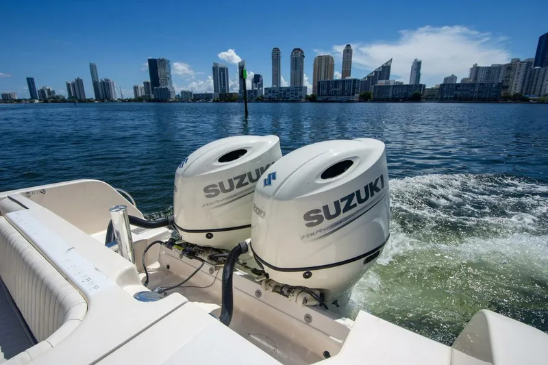 Slide: The Image of Grady-White Sailfish 282 2004 - 5677738