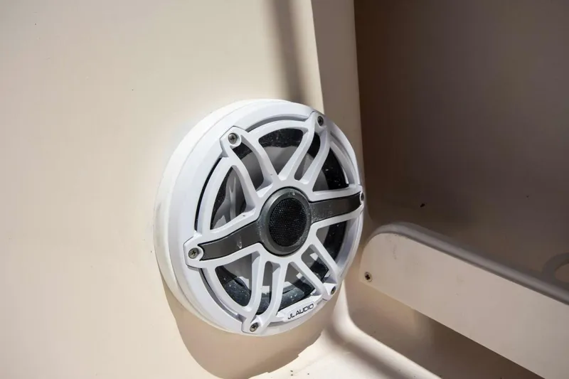 Slide: The Image of Grady-White Sailfish 282 2004 - 5677760