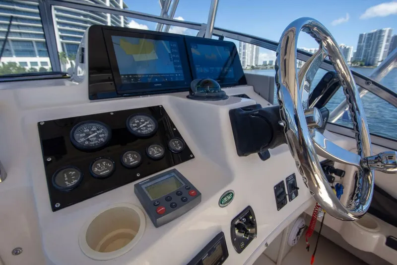 Slide: The Image of Grady-White Sailfish 282 2004 - 5677761