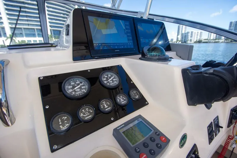 Slide: The Image of Grady-White Sailfish 282 2004 - 5677763