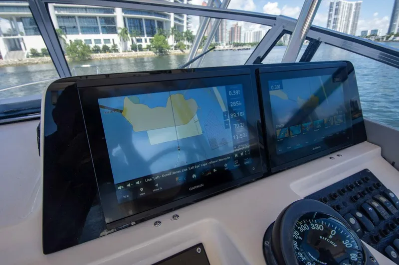 Slide: The Image of Grady-White Sailfish 282 2004 - 5677730