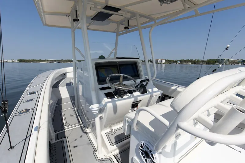 Slide: The Image of 2004 31 Jupiter 31FS Smoke Show Helm (2) - 5678045