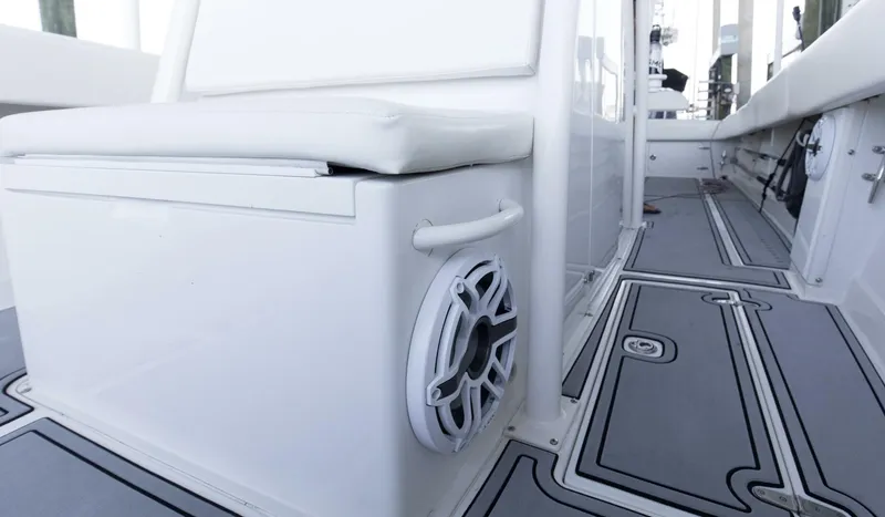 Slide: The Image of 2004 31 Jupiter 31FS Smoke Show Deck - 5678049