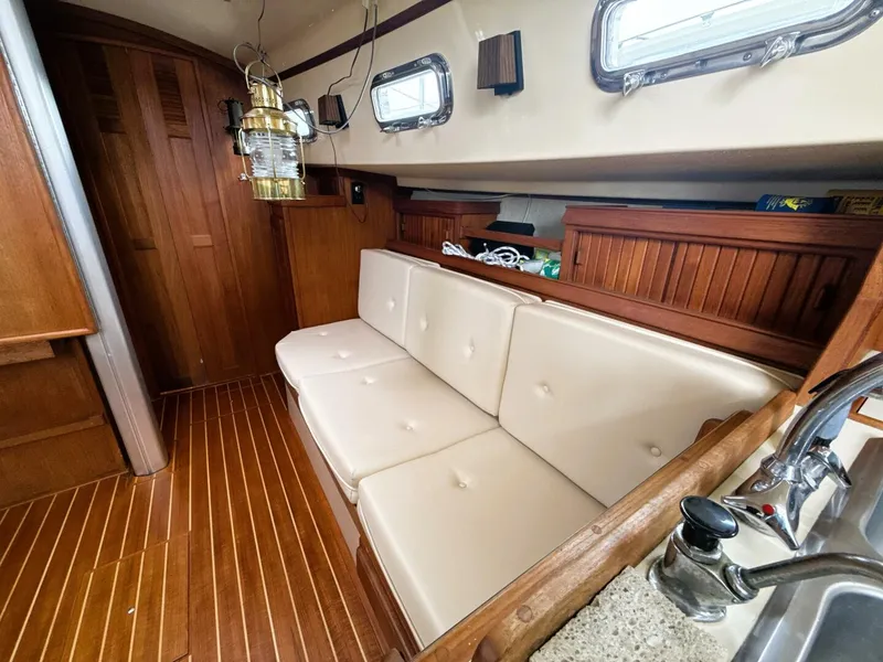 Slide: The Image of Island Packet 32 1992 - 5683124