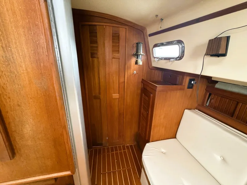 Slide: The Image of Island Packet 32 1992 - 5683125