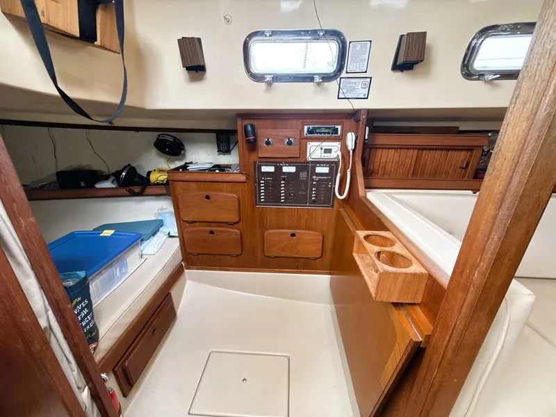 Slide: The Image of Island Packet 32 1992 - 5683128