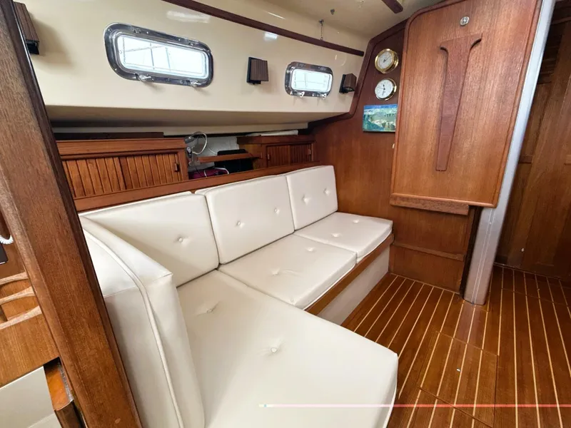 Slide: The Image of Island Packet 32 1992 - 5683129