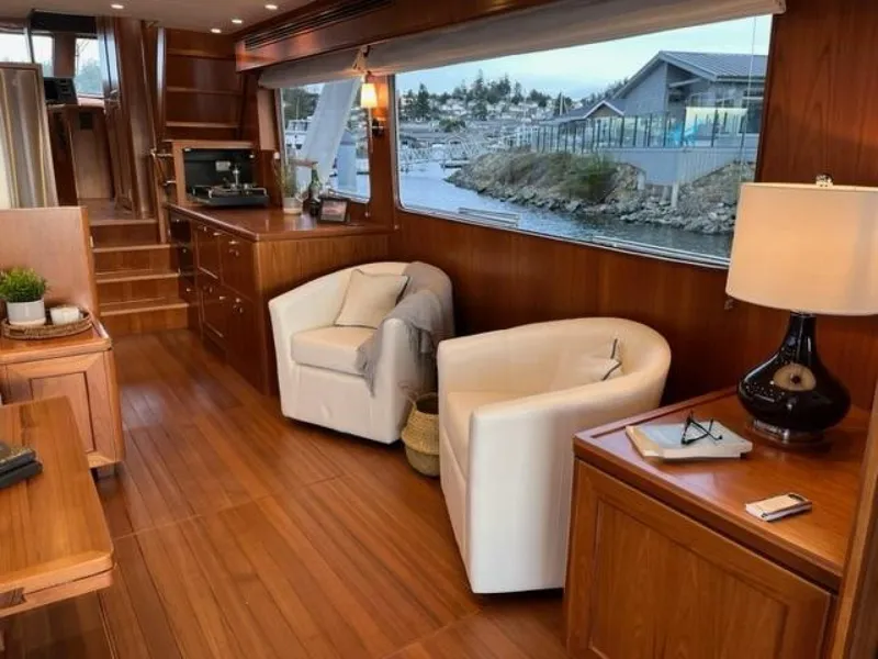 Slide: The Image of Salon Starboard - 5678115