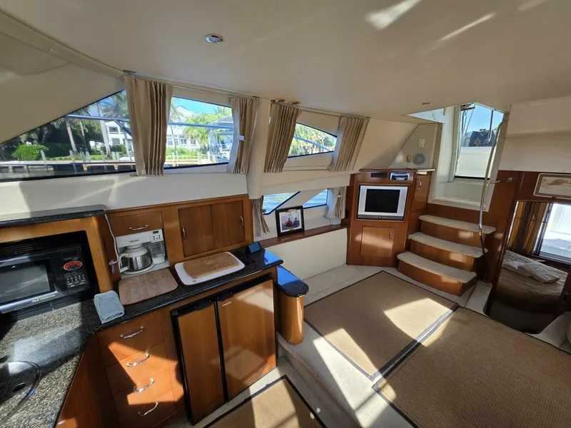 Slide: The Image of Carver 41 Cockpit Motoryacht 2005 - 5678447