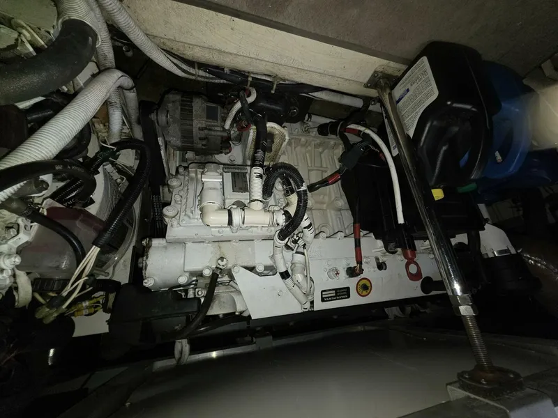 Slide: The Image of Carver 41 Cockpit Motoryacht 2005 - 5678475