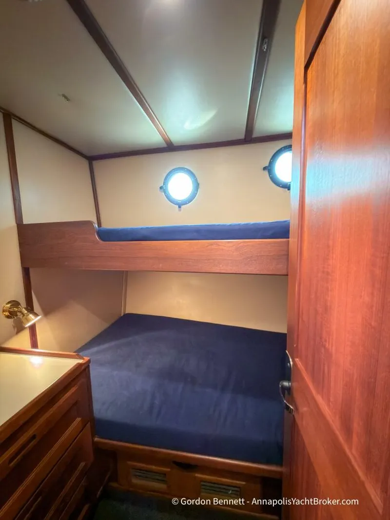 Slide: The Image of Nordic 37 1999 - 5678317