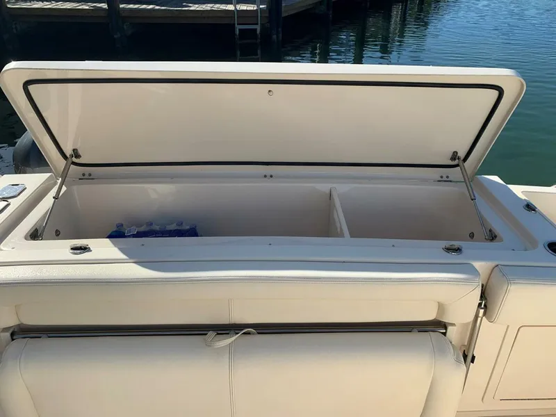 Slide: The Image of Grady-White Express 370 2015 - 5678245