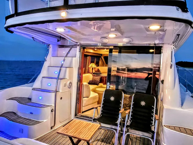 Slide: The Image of Sea Ray 52 Sedan Bridge 2006 - 5678407