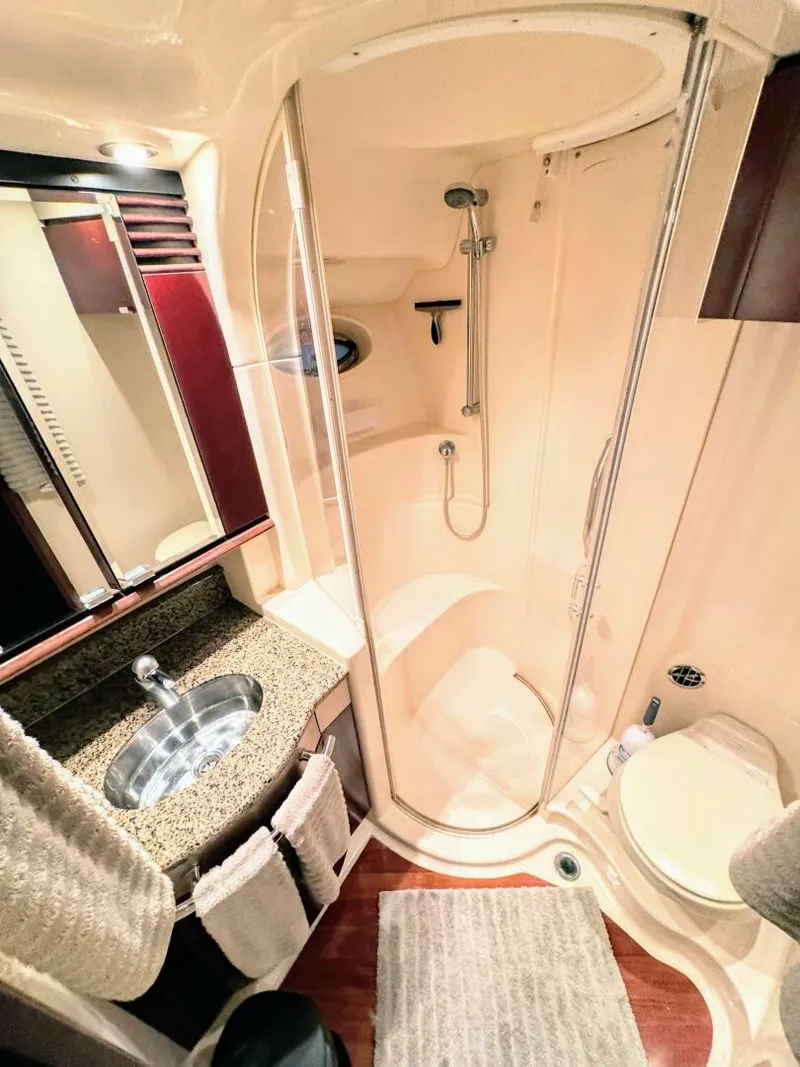 Slide: The Image of Sea Ray 52 Sedan Bridge 2006 - 5678459