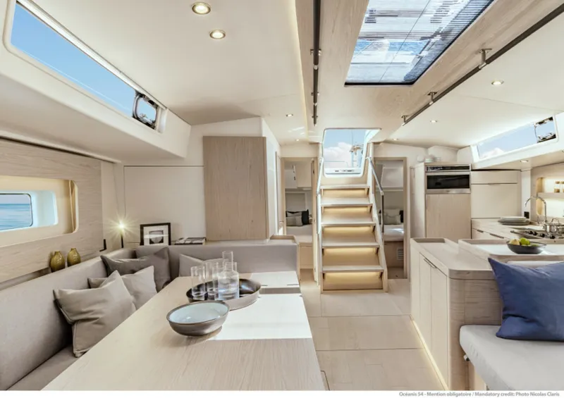 Slide: The Image of Oceanis Yacht 54 Dinette with 3 Gloss Oak Alpi - 5678510